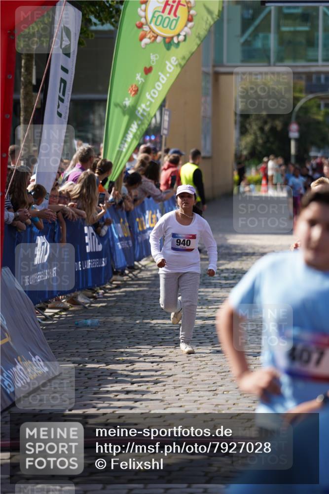 13.06.2025 - Holstenköstenlauf Felixshl http://msf.ph/oto/7927028 13.06.2025 16:50:54 Laufen 144, 270, 407, 818, 940, 1117, 1124, 1363, 1409, 1830 meine-sportfotos.de