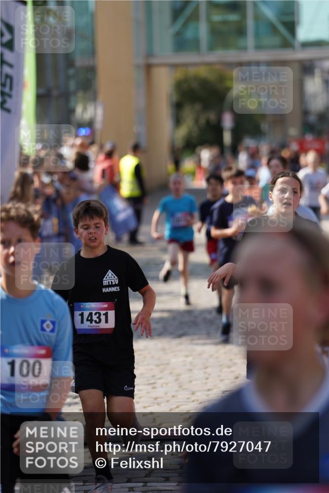 13.06.2025 - Holstenköstenlauf Felixshl http://msf.ph/oto/7927047 13.06.2025 16:51:06 Laufen 57, 91, 100, 260, 402, 416, 539, 552, 933, 935, 1027, 1030, 1036, 1112, 1120, 1258, 1261, 1431, 1818 meine-sportfotos.de