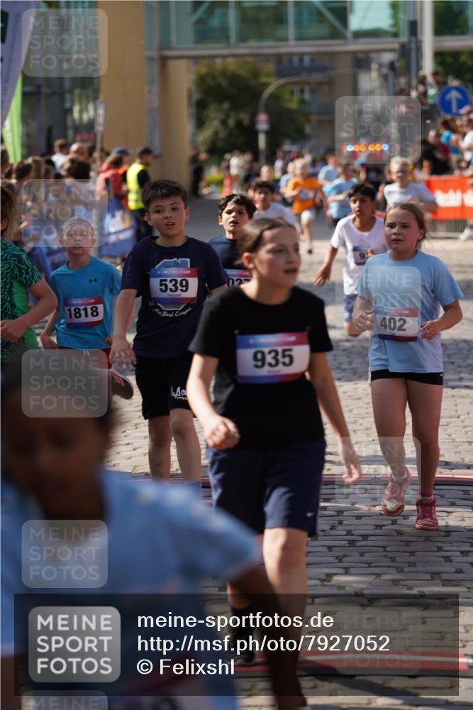 13.06.2025 - Holstenköstenlauf Felixshl http://msf.ph/oto/7927052 13.06.2025 16:51:09 Laufen 91, 396, 402, 414, 416, 539, 552, 799, 933, 935, 1027, 1030, 1036, 1112, 1120, 1258, 1261, 1431, 1818 meine-sportfotos.de