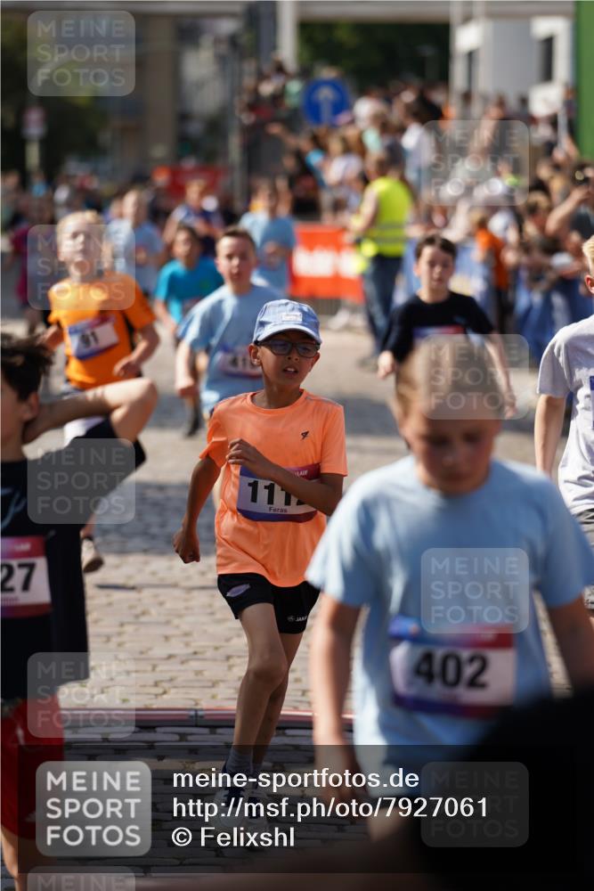 13.06.2025 - Holstenköstenlauf Felixshl http://msf.ph/oto/7927061 13.06.2025 16:51:12 Laufen 56, 91, 396, 402, 414, 416, 534, 539, 552, 799, 933, 1027, 1030, 1036, 1112, 1120, 1258, 1818, 1927 meine-sportfotos.de