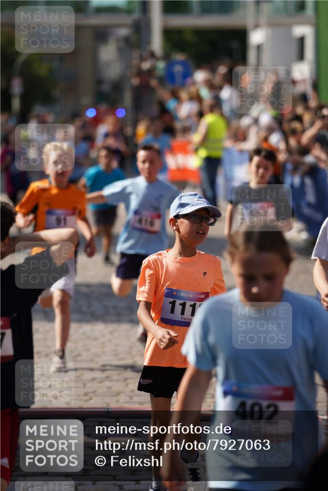 13.06.2025 - Holstenköstenlauf Felixshl http://msf.ph/oto/7927063 13.06.2025 16:51:13 Laufen 56, 91, 396, 414, 416, 534, 552, 799, 933, 1027, 1030, 1112, 1258, 1407, 1430, 1818, 1927 meine-sportfotos.de