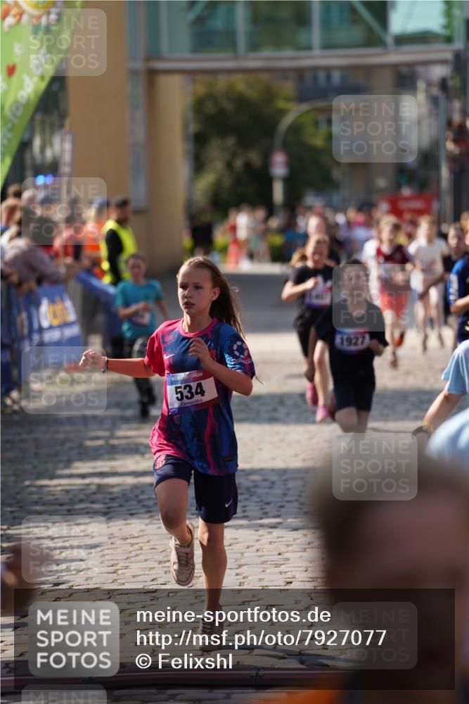 13.06.2025 - Holstenköstenlauf Felixshl http://msf.ph/oto/7927077 13.06.2025 16:51:17 Laufen 56, 91, 396, 414, 416, 534, 552, 799, 804, 932, 1258, 1259, 1407, 1430, 1809, 1927 meine-sportfotos.de