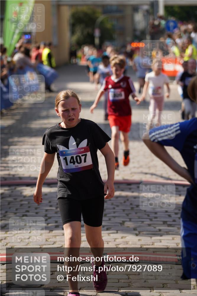 13.06.2025 - Holstenköstenlauf Felixshl http://msf.ph/oto/7927089 13.06.2025 16:51:23 Laufen 56, 804, 810, 932, 939, 1029, 1035, 1259, 1262, 1407, 1430, 1809, 1882, 1927 meine-sportfotos.de