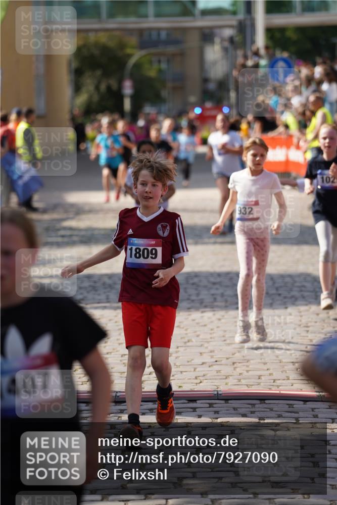 13.06.2025 - Holstenköstenlauf Felixshl http://msf.ph/oto/7927090 13.06.2025 16:51:24 Laufen 56, 804, 810, 932, 939, 1029, 1035, 1259, 1262, 1407, 1430, 1807, 1809, 1882 meine-sportfotos.de