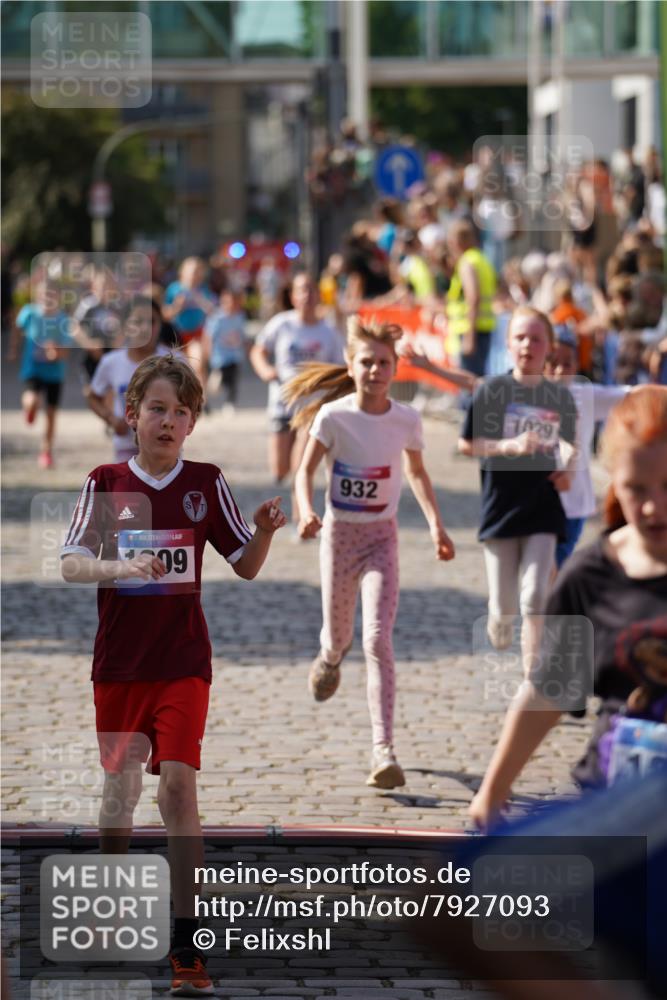 13.06.2025 - Holstenköstenlauf Felixshl http://msf.ph/oto/7927093 13.06.2025 16:51:25 Laufen 136, 804, 810, 932, 939, 1029, 1035, 1259, 1262, 1407, 1430, 1807, 1809, 1882 meine-sportfotos.de