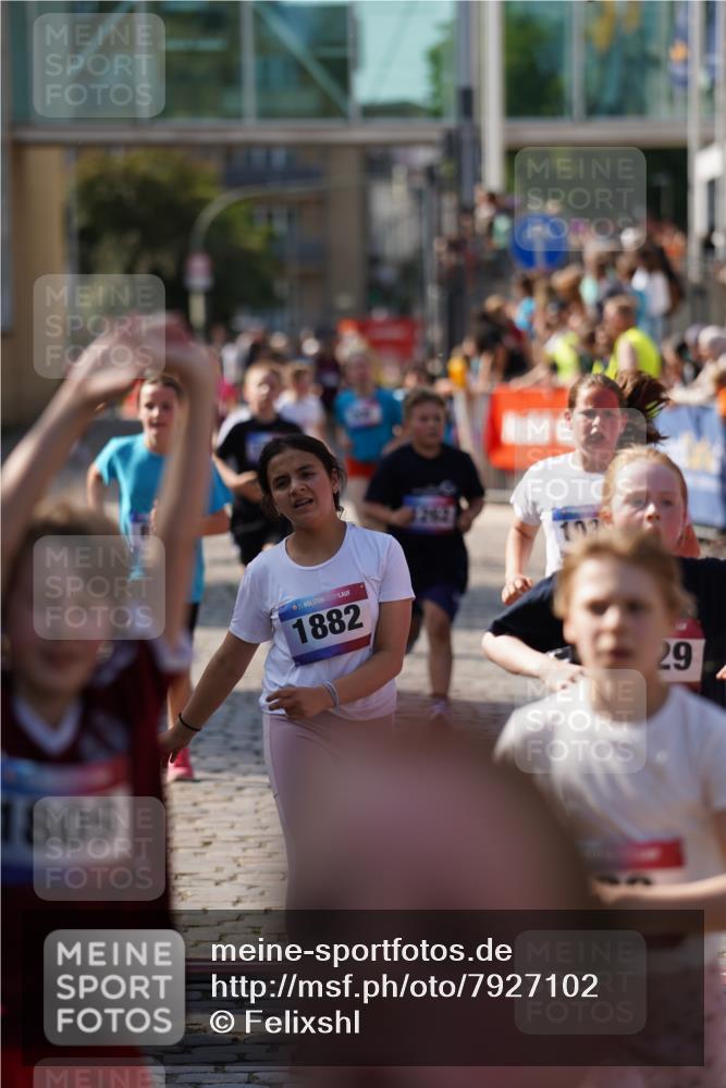 13.06.2025 - Holstenköstenlauf Felixshl http://msf.ph/oto/7927102 13.06.2025 16:51:29 Laufen 69, 136, 259, 398, 662, 806, 810, 932, 939, 1029, 1035, 1262, 1807, 1882 meine-sportfotos.de