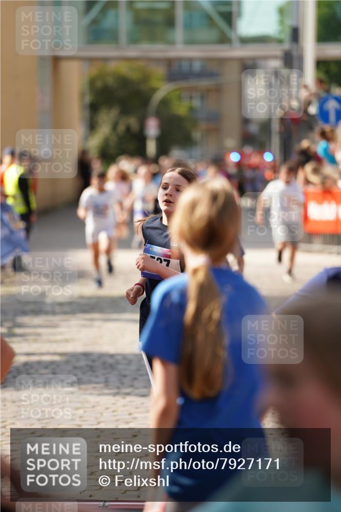 13.06.2025 - Holstenköstenlauf Felixshl http://msf.ph/oto/7927171 13.06.2025 16:52:04 Laufen 41, 68, 93, 399, 537, 798, 802, 814, 1040, 1109, 1111, 1366, 1883, 1935 meine-sportfotos.de