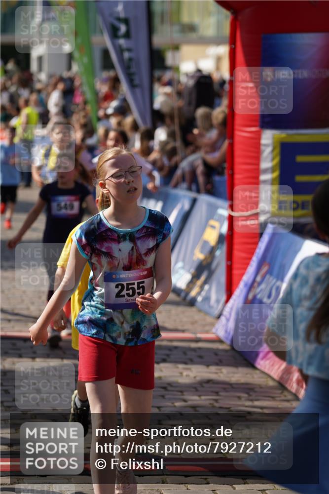 13.06.2025 - Holstenköstenlauf Felixshl http://msf.ph/oto/7927212 13.06.2025 16:52:26 Laufen 255, 262, 266, 394, 412, 540, 549, 555, 660, 817, 927, 930, 936, 938, 1108, 1250, 1263, 1266 meine-sportfotos.de