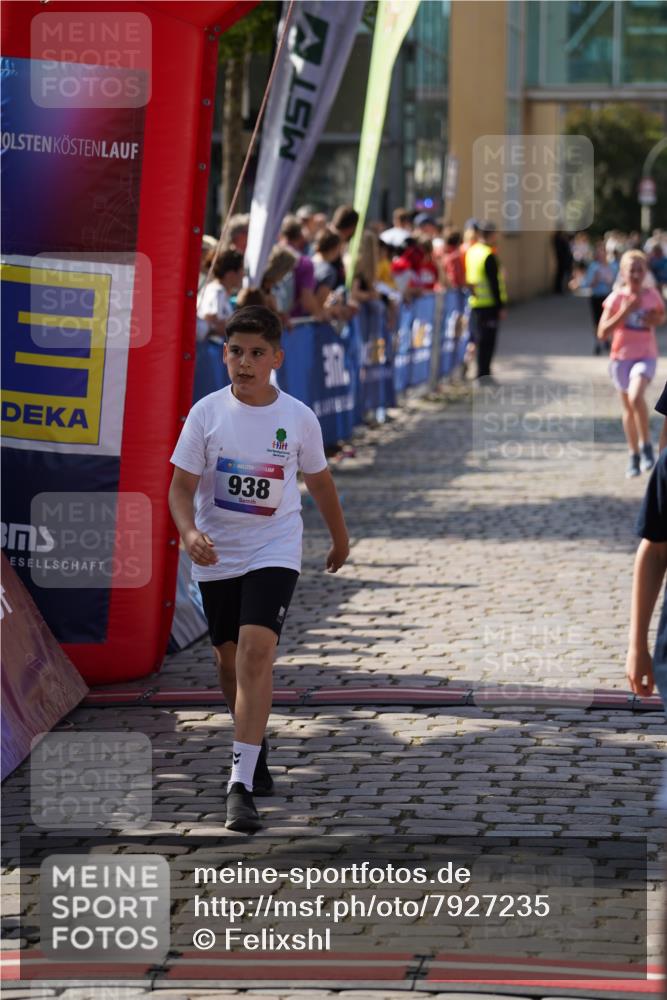 13.06.2025 - Holstenköstenlauf Felixshl http://msf.ph/oto/7927235 13.06.2025 16:52:34 Laufen 71, 72, 412, 535, 538, 555, 938, 1108, 1263 meine-sportfotos.de