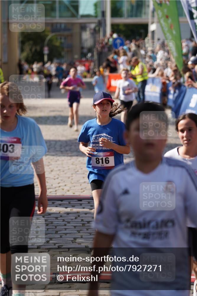 13.06.2025 - Holstenköstenlauf Felixshl http://msf.ph/oto/7927271 13.06.2025 16:52:51 Laufen 403, 551, 554, 797, 816, 931, 1253 meine-sportfotos.de