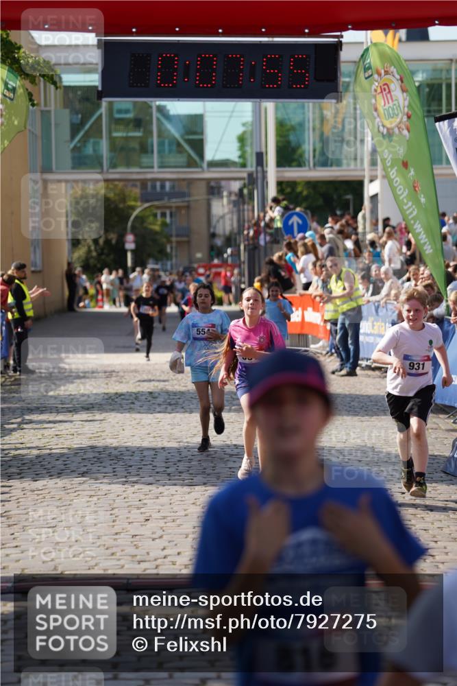 13.06.2025 - Holstenköstenlauf Felixshl http://msf.ph/oto/7927275 13.06.2025 16:52:54 Laufen 551, 554, 816, 931, 1254, 1257 meine-sportfotos.de