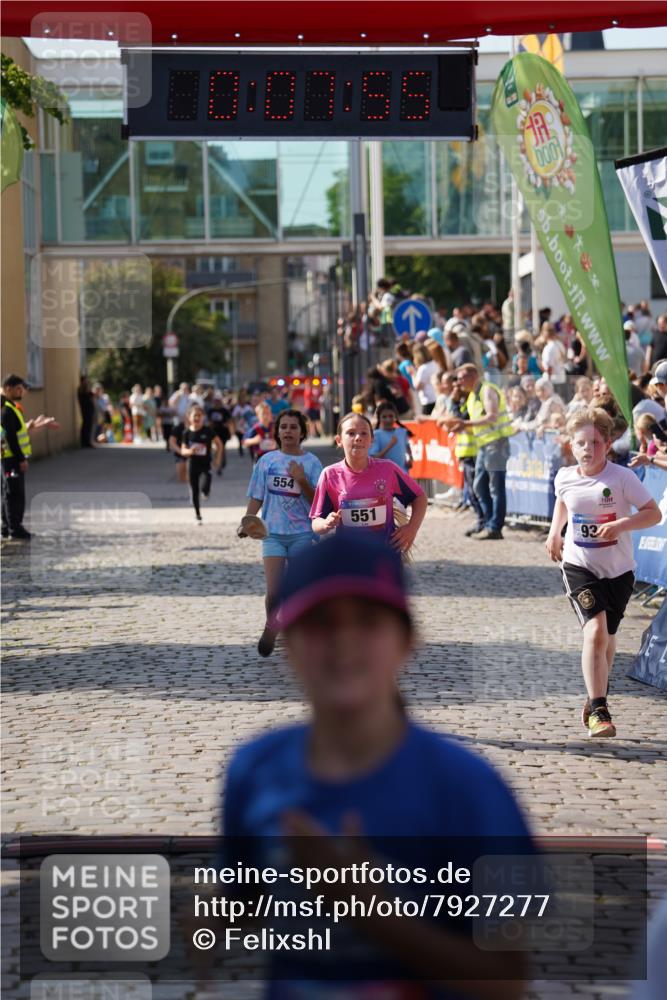 13.06.2025 - Holstenköstenlauf Felixshl http://msf.ph/oto/7927277 13.06.2025 16:52:54 Laufen 551, 554, 816, 931, 1254, 1257 meine-sportfotos.de