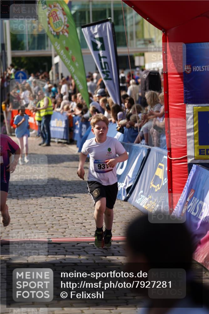 13.06.2025 - Holstenköstenlauf Felixshl http://msf.ph/oto/7927281 13.06.2025 16:52:55 Laufen 551, 554, 931, 1254, 1257 meine-sportfotos.de