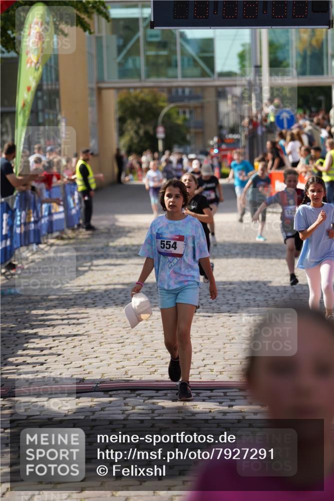 13.06.2025 - Holstenköstenlauf Felixshl http://msf.ph/oto/7927291 13.06.2025 16:52:59 Laufen 88, 258, 551, 554, 931, 1254, 1257, 1835 meine-sportfotos.de
