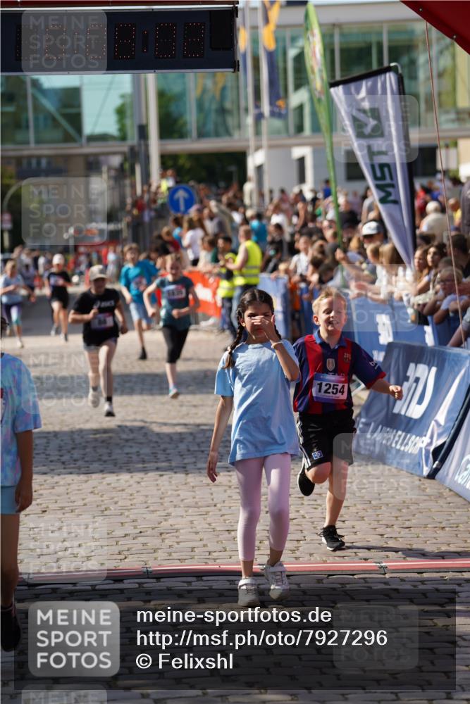 13.06.2025 - Holstenköstenlauf Felixshl http://msf.ph/oto/7927296 13.06.2025 16:53:01 Laufen 88, 258, 554, 808, 1254, 1257, 1835 meine-sportfotos.de