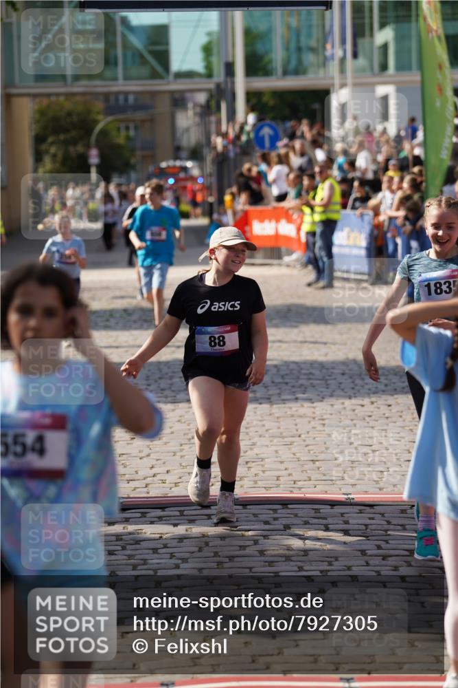 13.06.2025 - Holstenköstenlauf Felixshl http://msf.ph/oto/7927305 13.06.2025 16:53:04 Laufen 88, 89, 258, 808, 1254, 1257, 1835 meine-sportfotos.de