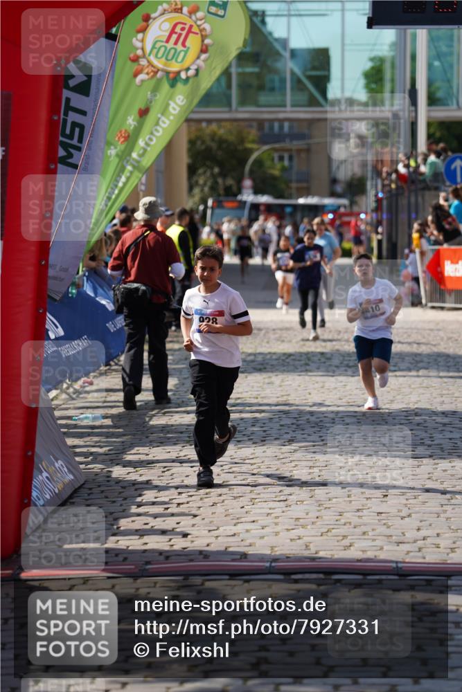 13.06.2025 - Holstenköstenlauf Felixshl http://msf.ph/oto/7927331 13.06.2025 16:53:20 Laufen 138, 410, 536, 928 meine-sportfotos.de
