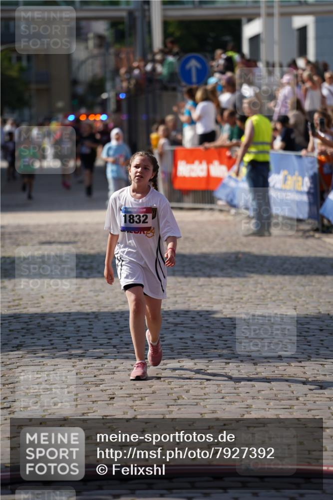 13.06.2025 - Holstenköstenlauf Felixshl http://msf.ph/oto/7927392 13.06.2025 16:53:47 Laufen 134, 941, 1832 meine-sportfotos.de