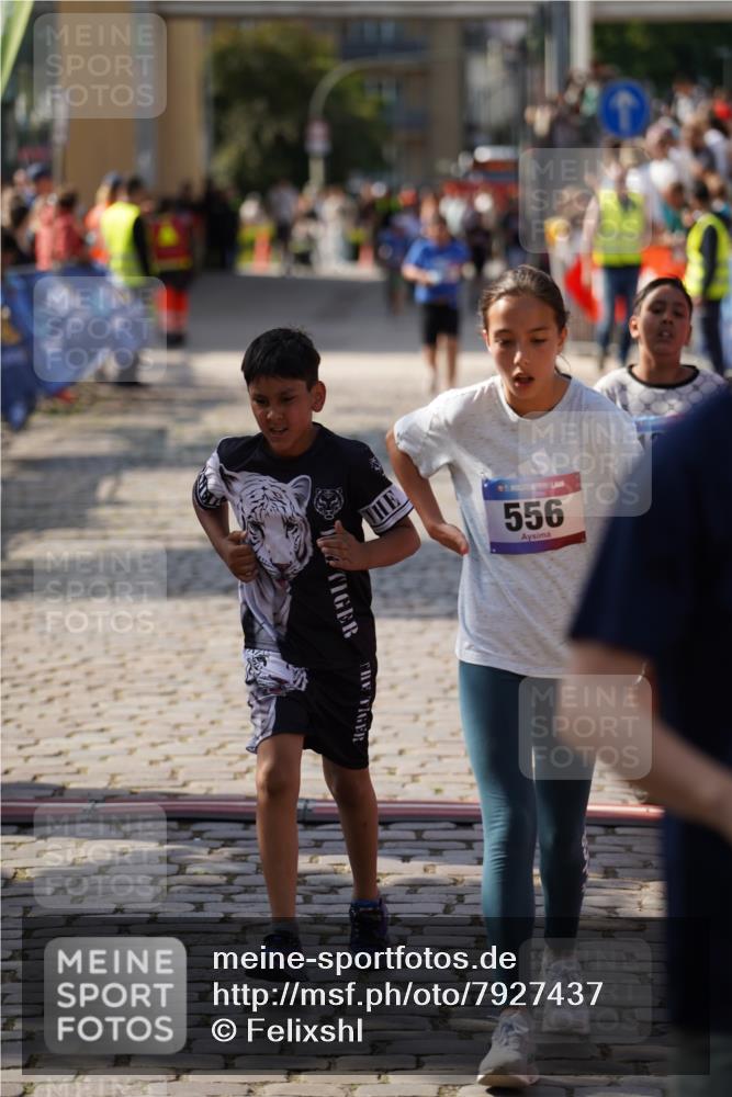 13.06.2025 - Holstenköstenlauf Felixshl http://msf.ph/oto/7927437 13.06.2025 16:54:12 Laufen 142, 556, 663, 1249 meine-sportfotos.de