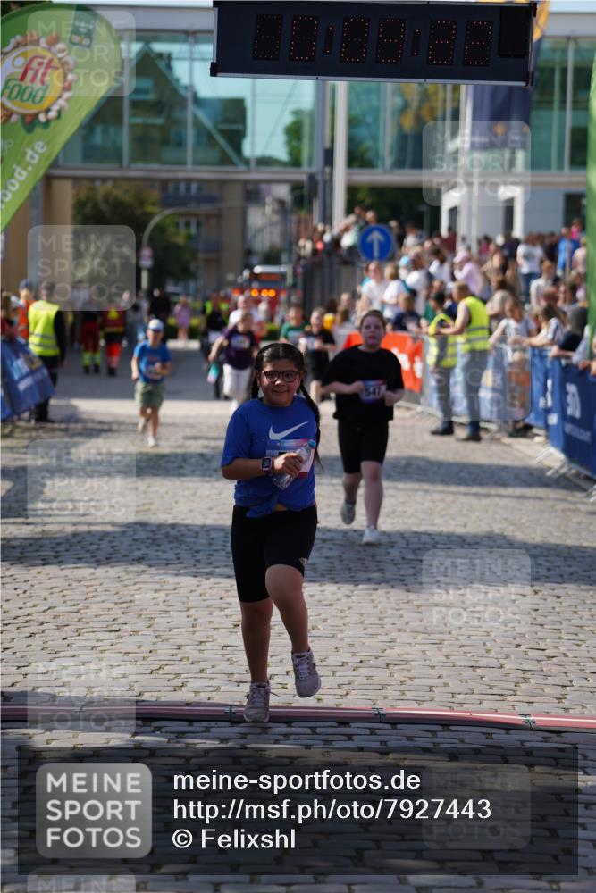 13.06.2025 - Holstenköstenlauf Felixshl http://msf.ph/oto/7927443 13.06.2025 16:54:21 Laufen 545, 547 meine-sportfotos.de