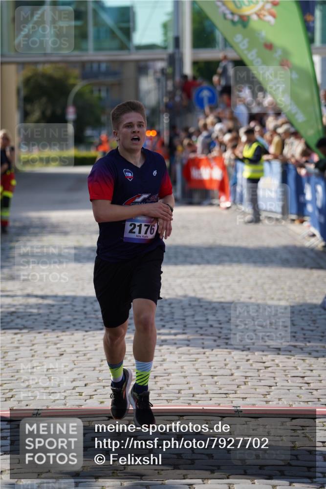 13.06.2025 - Holstenköstenlauf Felixshl http://msf.ph/oto/7927702 13.06.2025 17:48:05 Laufen 2176, 3967 meine-sportfotos.de