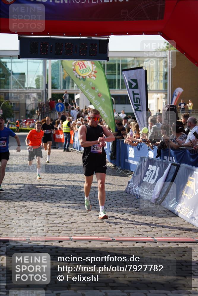 13.06.2025 - Holstenköstenlauf Felixshl http://msf.ph/oto/7927782 13.06.2025 17:49:24 Laufen 2153, 3651, 3740, 3943 meine-sportfotos.de