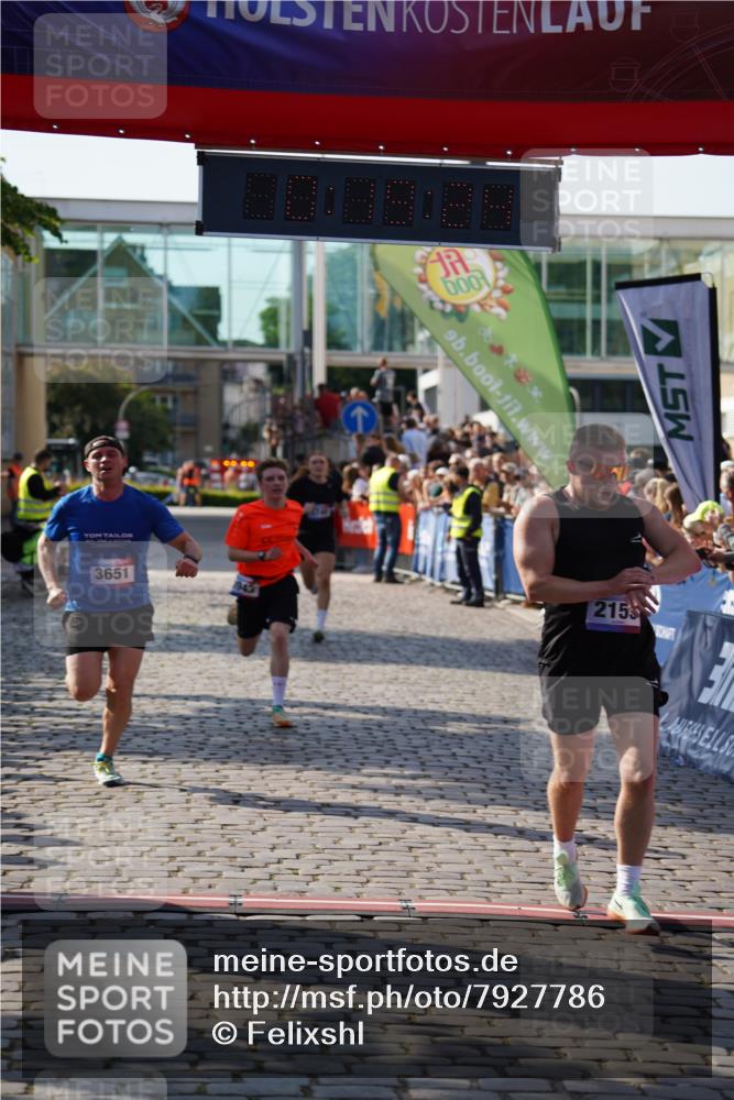13.06.2025 - Holstenköstenlauf Felixshl http://msf.ph/oto/7927786 13.06.2025 17:49:25 Laufen 2153, 3651, 3740, 3943 meine-sportfotos.de