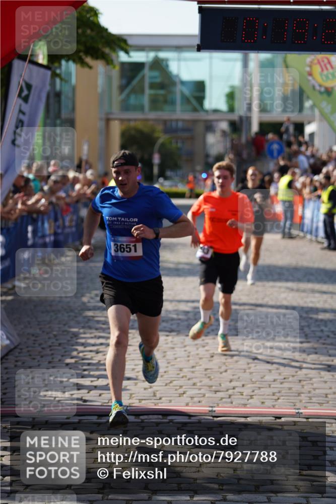 13.06.2025 - Holstenköstenlauf Felixshl http://msf.ph/oto/7927788 13.06.2025 17:49:26 Laufen 2153, 3651, 3740, 3943 meine-sportfotos.de
