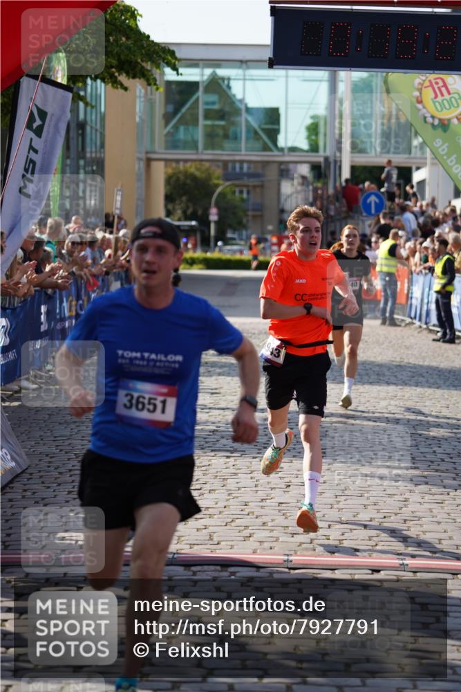 13.06.2025 - Holstenköstenlauf Felixshl http://msf.ph/oto/7927791 13.06.2025 17:49:26 Laufen 2153, 3651, 3740, 3943 meine-sportfotos.de
