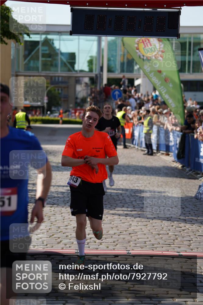 13.06.2025 - Holstenköstenlauf Felixshl http://msf.ph/oto/7927792 13.06.2025 17:49:27 Laufen 2153, 3651, 3740, 3943 meine-sportfotos.de