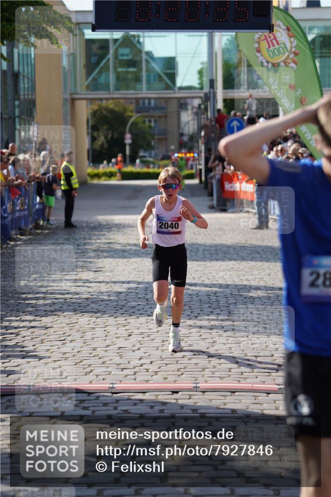 13.06.2025 - Holstenköstenlauf Felixshl http://msf.ph/oto/7927846 13.06.2025 17:50:36 Laufen 2040, 2868, 3848 meine-sportfotos.de