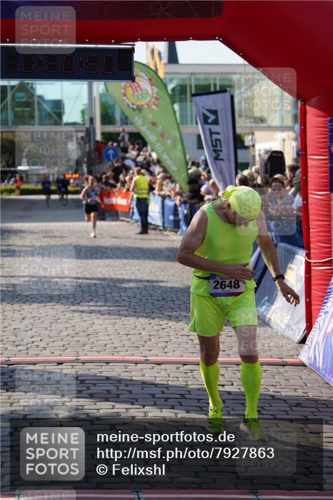 13.06.2025 - Holstenköstenlauf Felixshl http://msf.ph/oto/7927863 13.06.2025 17:50:51 Laufen 2194, 2648 meine-sportfotos.de