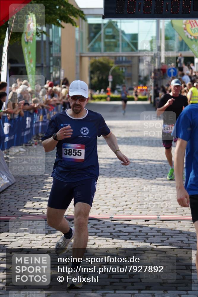 13.06.2025 - Holstenköstenlauf Felixshl http://msf.ph/oto/7927892 13.06.2025 17:51:05 Laufen 2431, 2988, 3855, 3894 meine-sportfotos.de