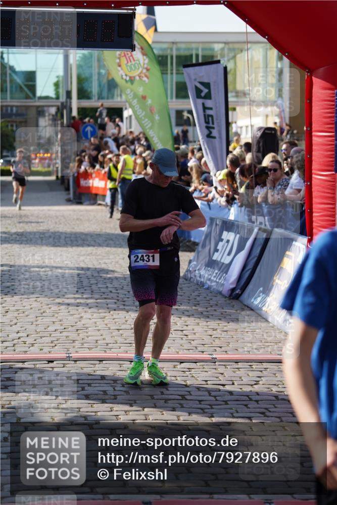 13.06.2025 - Holstenköstenlauf Felixshl http://msf.ph/oto/7927896 13.06.2025 17:51:07 Laufen 2431, 2988, 3855, 3894 meine-sportfotos.de