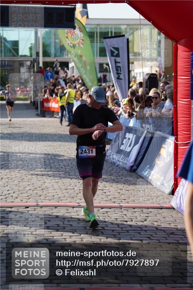 13.06.2025 - Holstenköstenlauf Felixshl http://msf.ph/oto/7927897 13.06.2025 17:51:07 Laufen 2431, 2988, 3855, 3894 meine-sportfotos.de