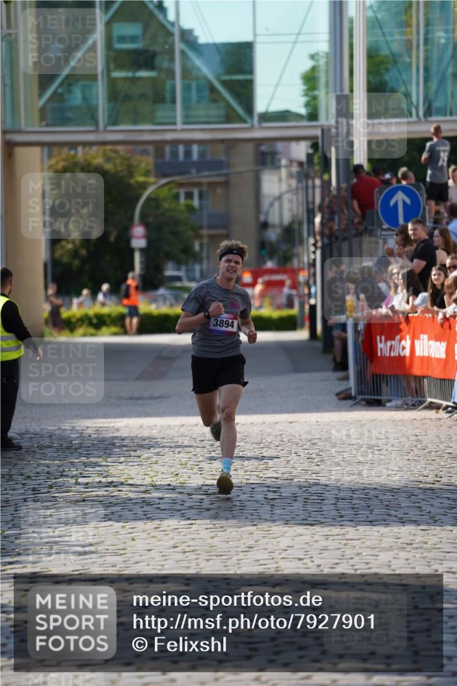 13.06.2025 - Holstenköstenlauf Felixshl http://msf.ph/oto/7927901 13.06.2025 17:51:09 Laufen 2431, 3894 meine-sportfotos.de