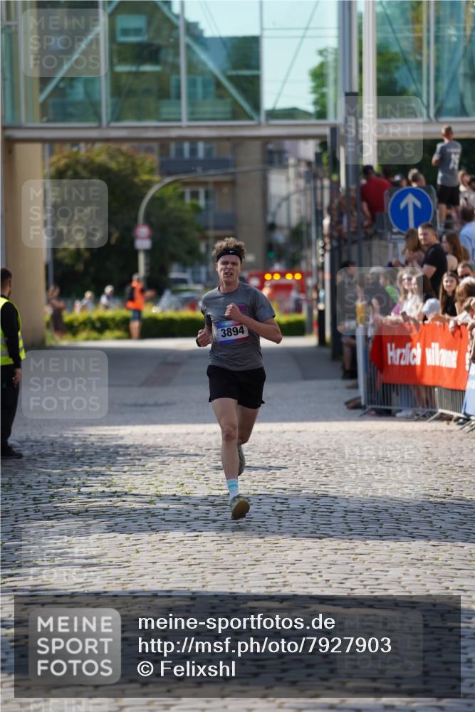 13.06.2025 - Holstenköstenlauf Felixshl http://msf.ph/oto/7927903 13.06.2025 17:51:10 Laufen 2431, 3894 meine-sportfotos.de