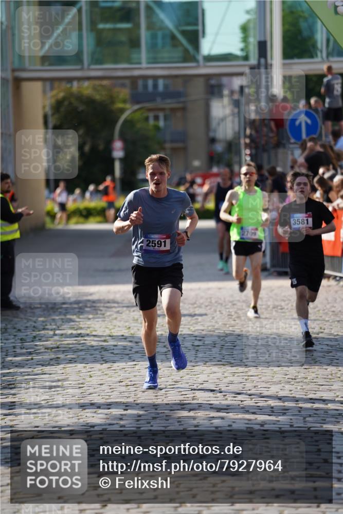 13.06.2025 - Holstenköstenlauf Felixshl http://msf.ph/oto/7927964 13.06.2025 17:51:58 Laufen 2591, 2651, 2709, 3581, 3833 meine-sportfotos.de