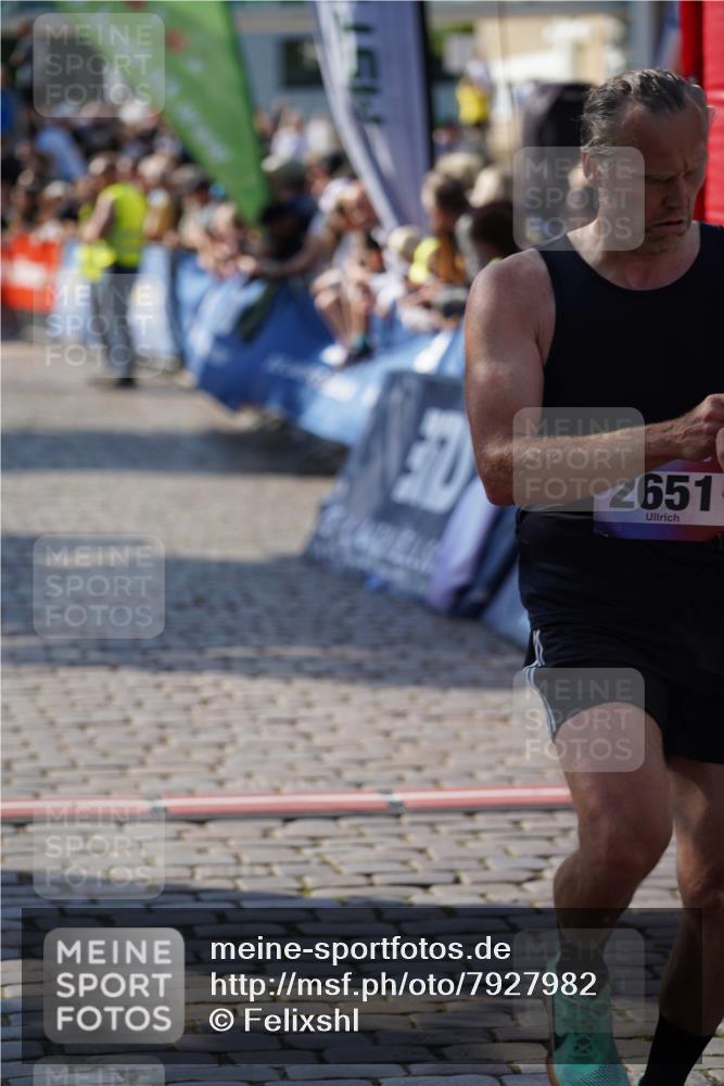 13.06.2025 - Holstenköstenlauf Felixshl http://msf.ph/oto/7927982 13.06.2025 17:52:07 Laufen 2651, 2709, 3581, 3929 meine-sportfotos.de