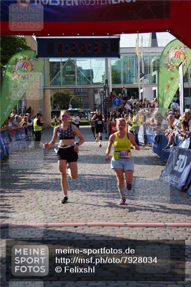 13.06.2025 - Holstenköstenlauf Felixshl http://msf.ph/oto/7928034 13.06.2025 17:52:38 Laufen 2029, 2793, 3731, 3958 meine-sportfotos.de