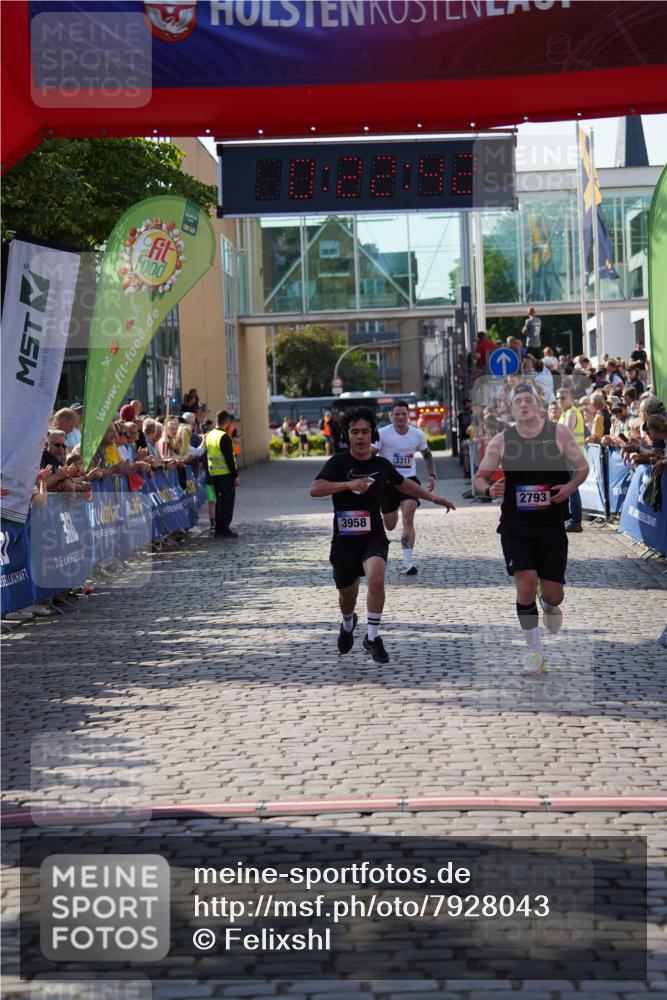 13.06.2025 - Holstenköstenlauf Felixshl http://msf.ph/oto/7928043 13.06.2025 17:52:43 Laufen 2029, 2793, 3311, 3731, 3958 meine-sportfotos.de
