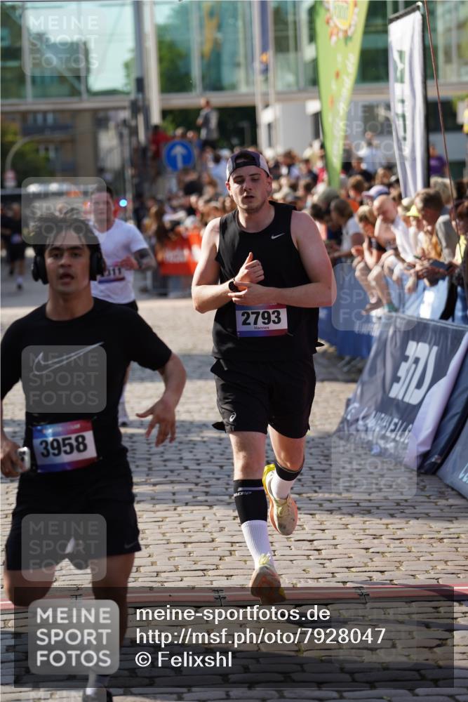 13.06.2025 - Holstenköstenlauf Felixshl http://msf.ph/oto/7928047 13.06.2025 17:52:44 Laufen 2793, 3311, 3731, 3958 meine-sportfotos.de