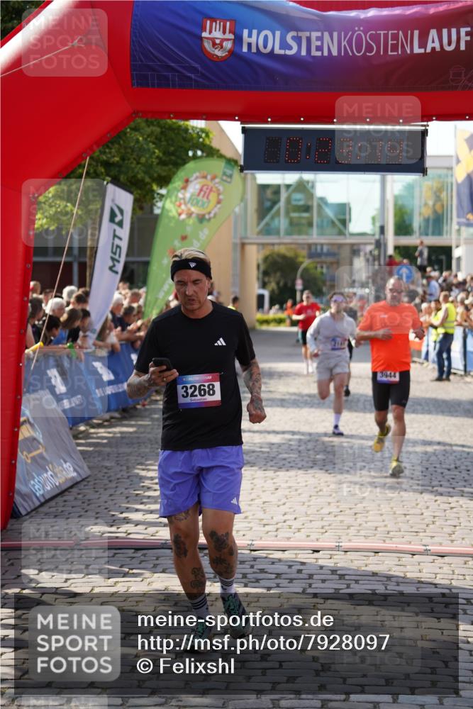 13.06.2025 - Holstenköstenlauf Felixshl http://msf.ph/oto/7928097 13.06.2025 17:53:15 Laufen 2191, 2667, 2705, 3268, 3944 meine-sportfotos.de