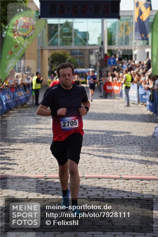 13.06.2025 - Holstenköstenlauf Felixshl http://msf.ph/oto/7928111 13.06.2025 17:53:20 Laufen 2191, 2596, 2597, 2667, 2705, 2714, 3944 meine-sportfotos.de
