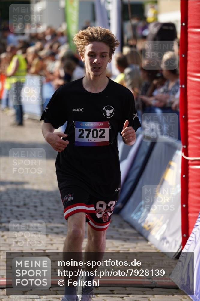 13.06.2025 - Holstenköstenlauf Felixshl http://msf.ph/oto/7928139 13.06.2025 17:53:39 Laufen 2643, 2702, 3580, 3759, 3784 meine-sportfotos.de