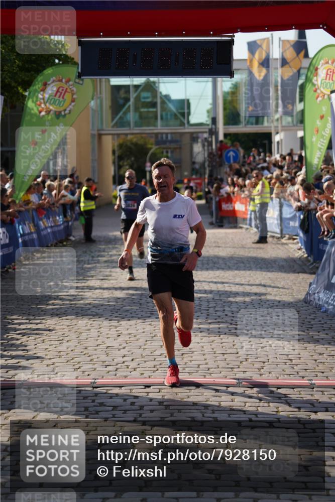 13.06.2025 - Holstenköstenlauf Felixshl http://msf.ph/oto/7928150 13.06.2025 17:53:47 Laufen 2511, 2643, 2654, 3784, 3826 meine-sportfotos.de