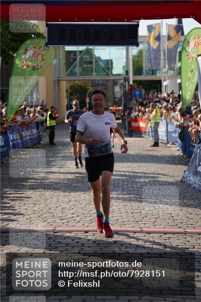 13.06.2025 - Holstenköstenlauf Felixshl http://msf.ph/oto/7928151 13.06.2025 17:53:47 Laufen 2511, 2643, 2654, 3784, 3826 meine-sportfotos.de