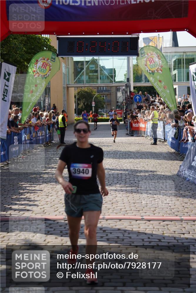 13.06.2025 - Holstenköstenlauf Felixshl http://msf.ph/oto/7928177 13.06.2025 17:54:02 Laufen 2898, 3038, 3041, 3940 meine-sportfotos.de