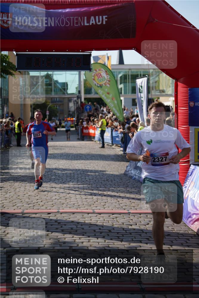 13.06.2025 - Holstenköstenlauf Felixshl http://msf.ph/oto/7928190 13.06.2025 17:54:12 Laufen 2327, 2353, 3099, 3823, 3893 meine-sportfotos.de