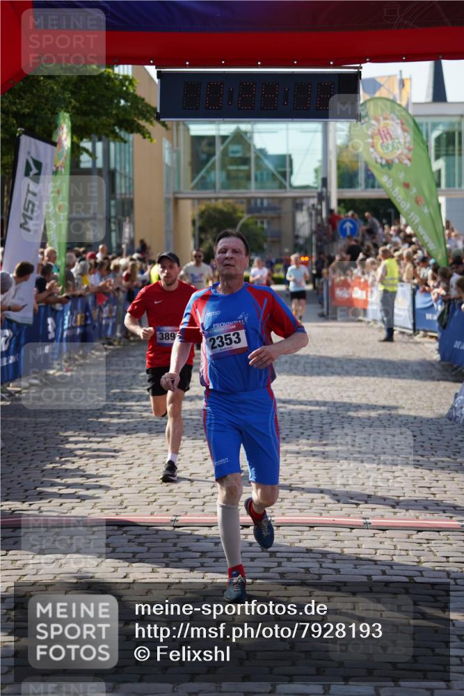13.06.2025 - Holstenköstenlauf Felixshl http://msf.ph/oto/7928193 13.06.2025 17:54:13 Laufen 2327, 2353, 3099, 3823, 3893 meine-sportfotos.de